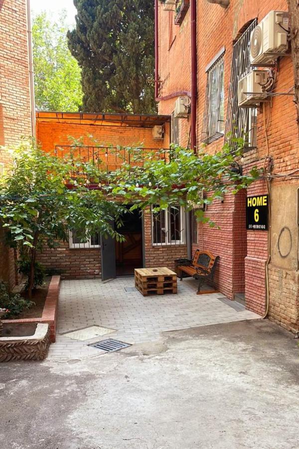 Home 6 Tbilisi ภายนอก รูปภาพ