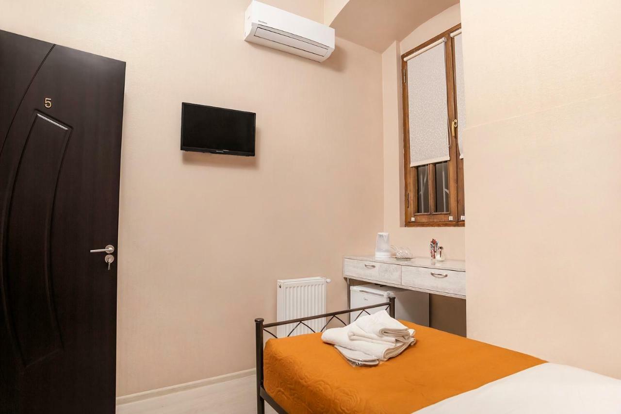 Home 6 Tbilisi ภายนอก รูปภาพ